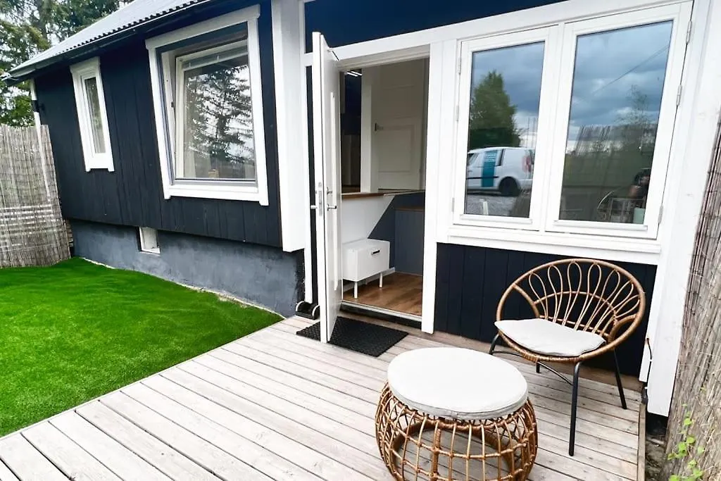 Pebble Cottage•Yard•Parking•Wifi ストックホルム 0*,  スウェーデン